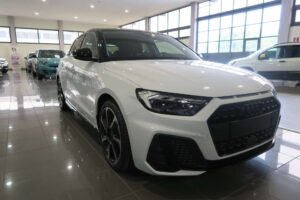 Audi A1  A1 SPB 30 1.0 tfsi Identity Black 116cv s-tronic
