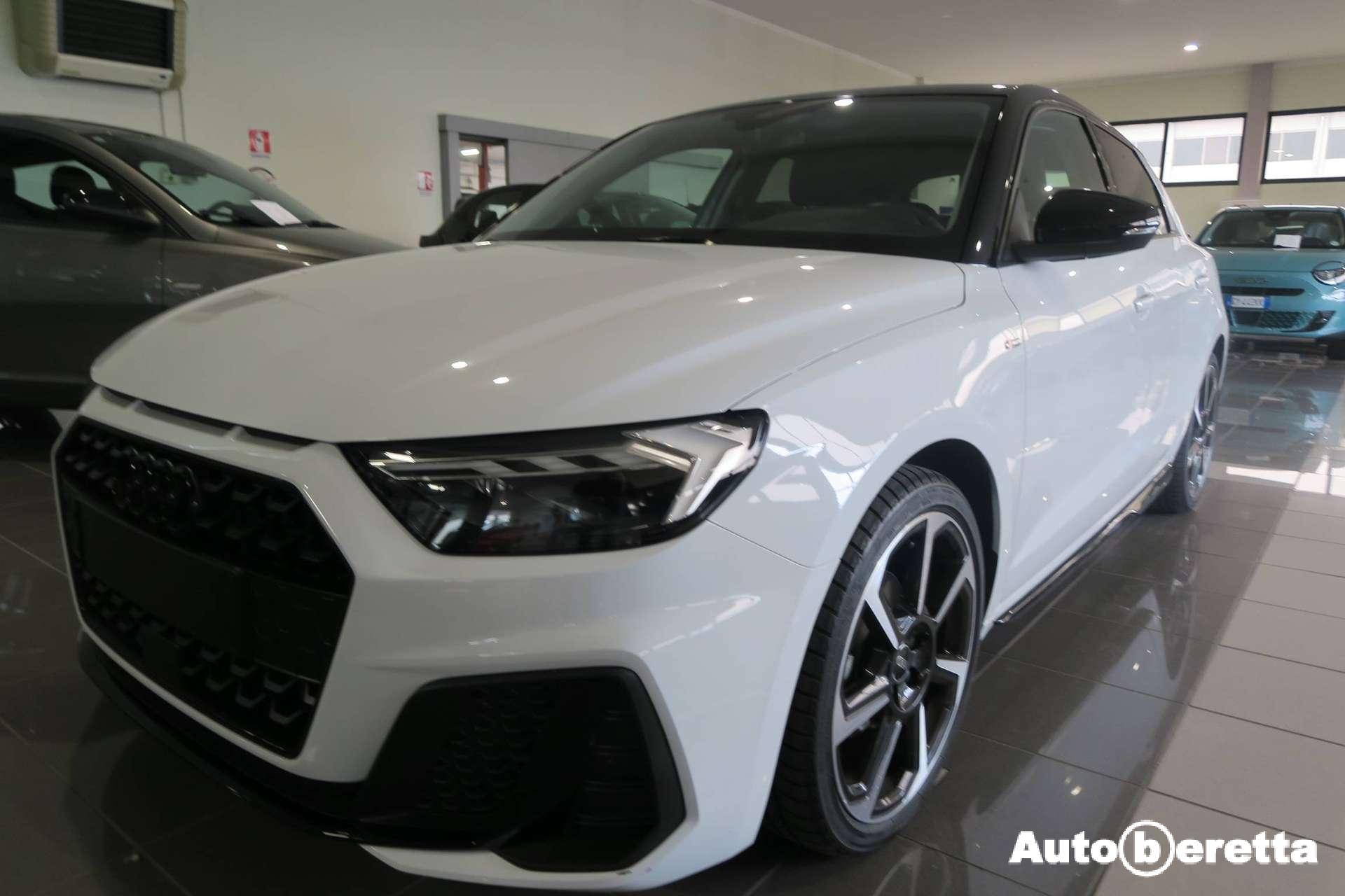 Audi A1  A1 SPB 30 1.0 tfsi Identity Black 116cv s-tronic