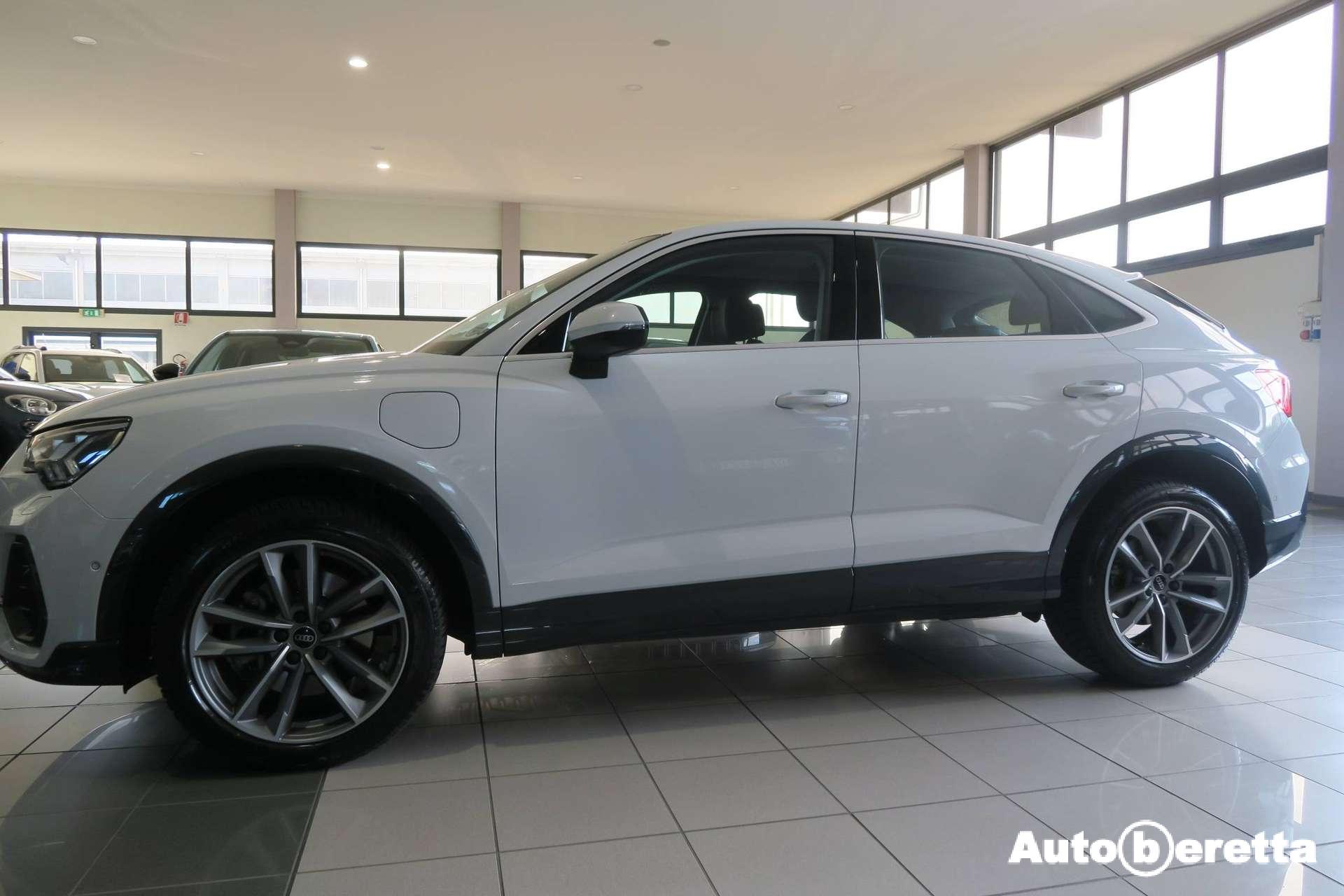 Audi Q3  Sportback 45 1.4 tfsi e S LINE EDITION s-tronic
