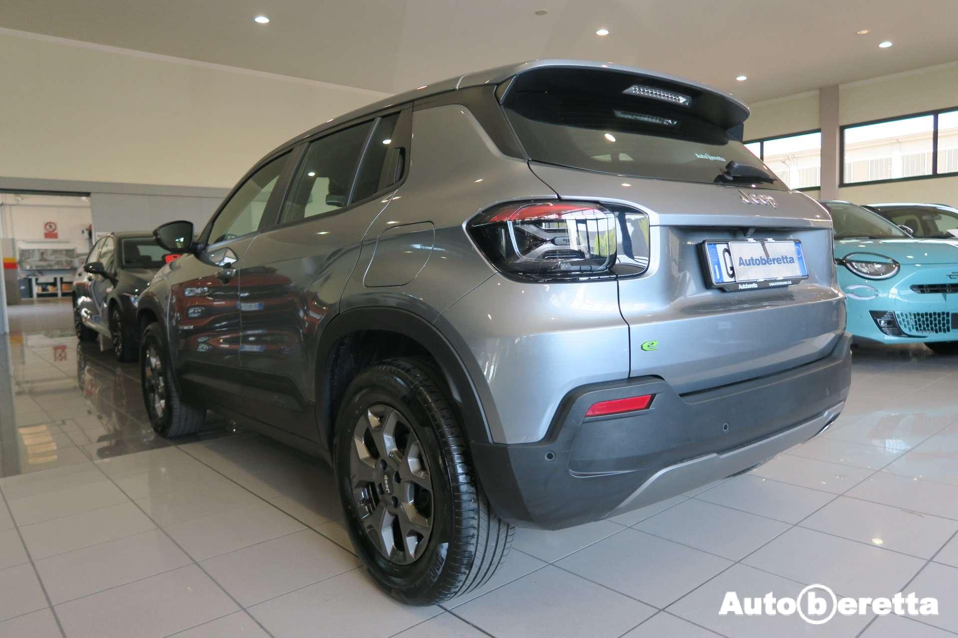 Jeep Avenger  Avenger 1.2 turbo e-hybrid mhev fwd 110cv edct6