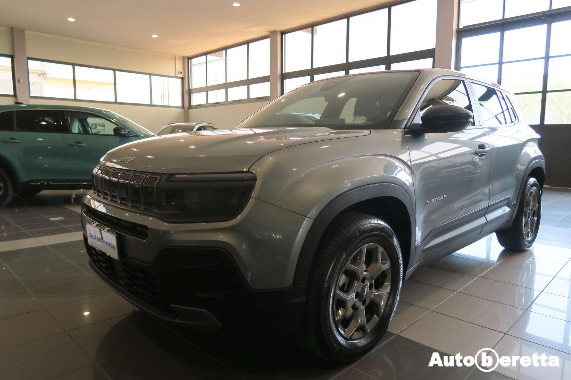 Jeep Avenger  Avenger 1.2 turbo e-hybrid mhev fwd 110cv edct6