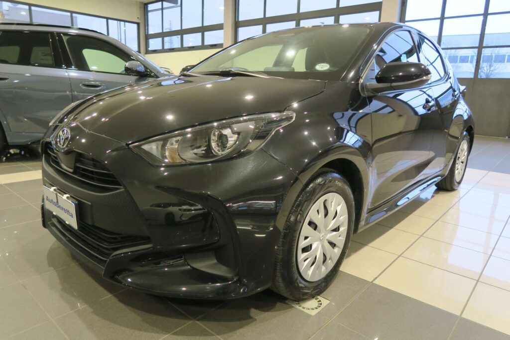 Toyota Yaris  Yaris IV 1.5h Active