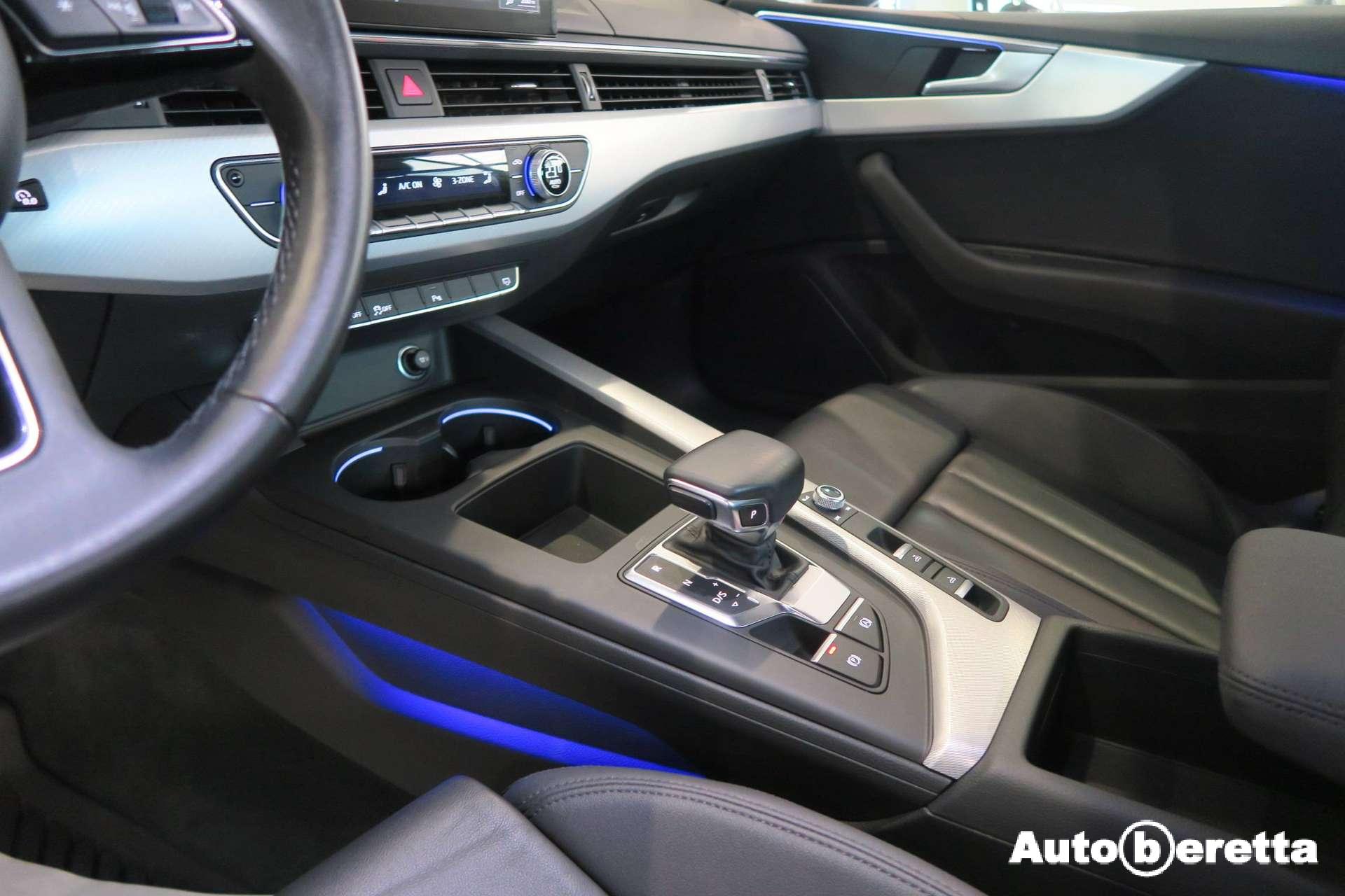 Audi A5  A5 II Cabrio 40 2.0 tdi mhev S line edition 204cv s-tronic