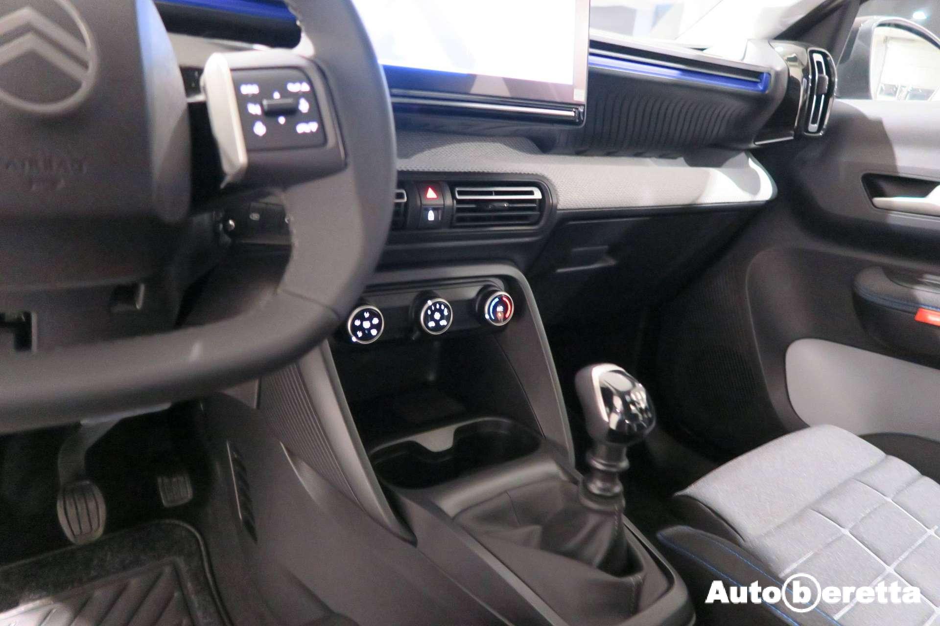 Citroen C3  NUOVA C3 1.2 puretech turbo Plus 100cv s