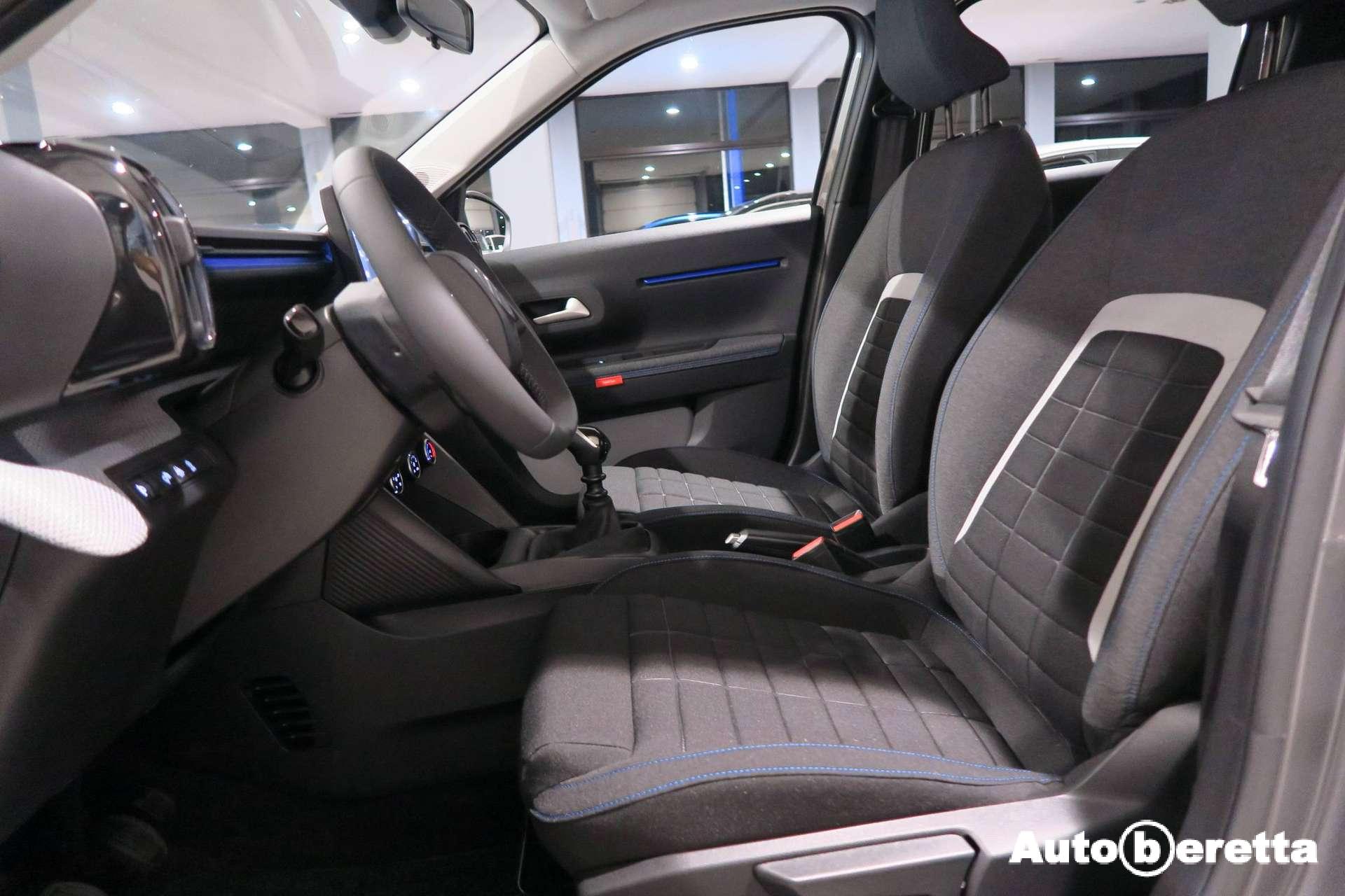 Citroen C3  NUOVA C3 1.2 puretech turbo Plus 100cv s