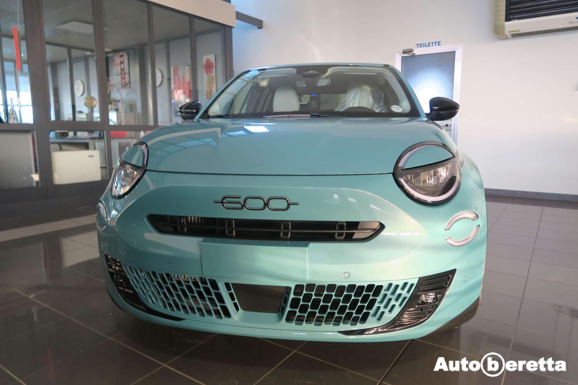Fiat 600  600 1.2 hybrid La Prima II 110cv auto