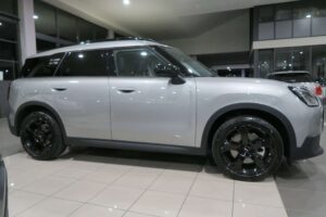 MINI Cooper Countryman Mini Countryman U25 1.5 48V C Classic auto