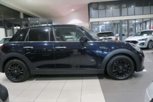 MINI Cooper Mini 5p 1.5 Cooper Classic auto