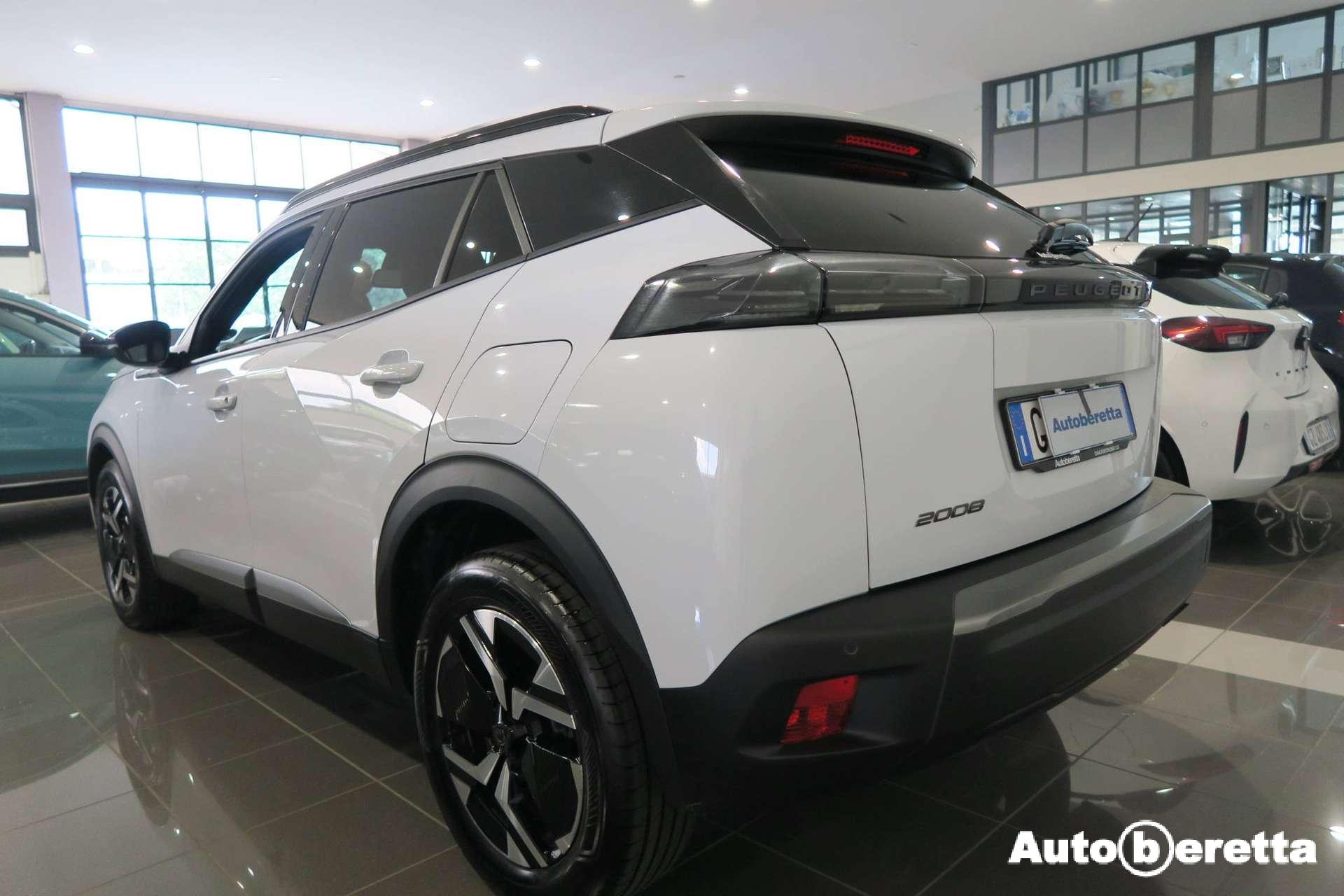 Peugeot 2008  2008 1.2 puretech Allure s