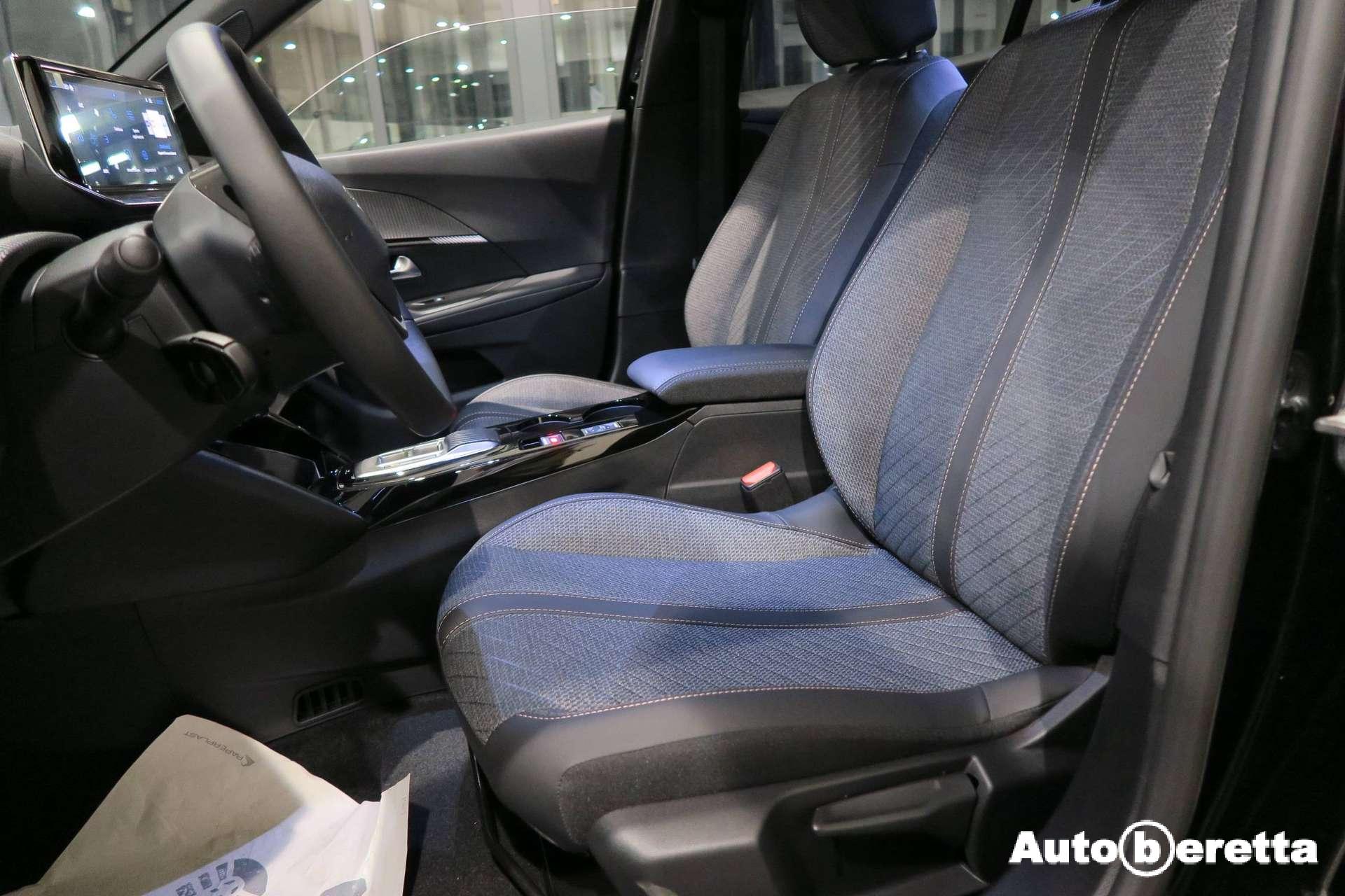 Peugeot 2008  2008 1.2 hybrid Allure 110cv e-dcs6