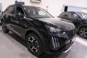 Peugeot 2008  2008 1.2 hybrid Allure 110cv e-dcs6