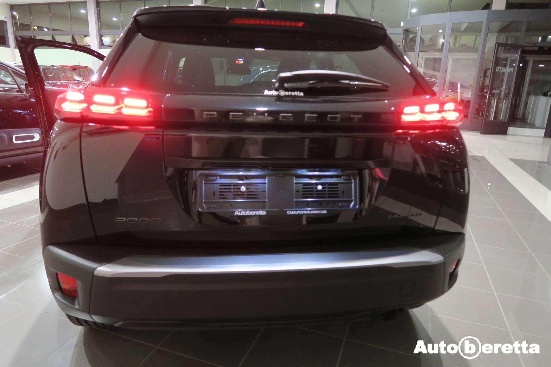 Peugeot 2008  2008 1.2 hybrid Allure 110cv e-dcs6