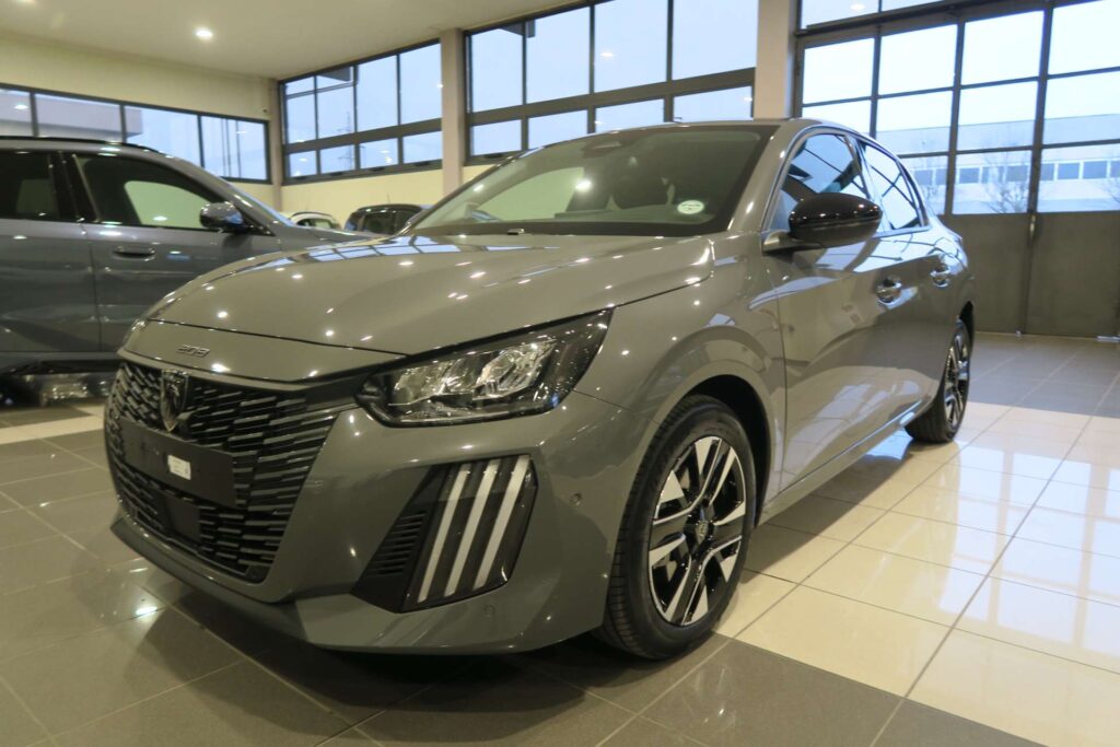 Peugeot 208  208 1.2 hybrid Allure 110cv e-dcs 6