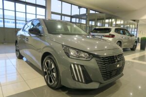 Peugeot 208  208 1.2 hybrid Allure 110cv e-dcs 6