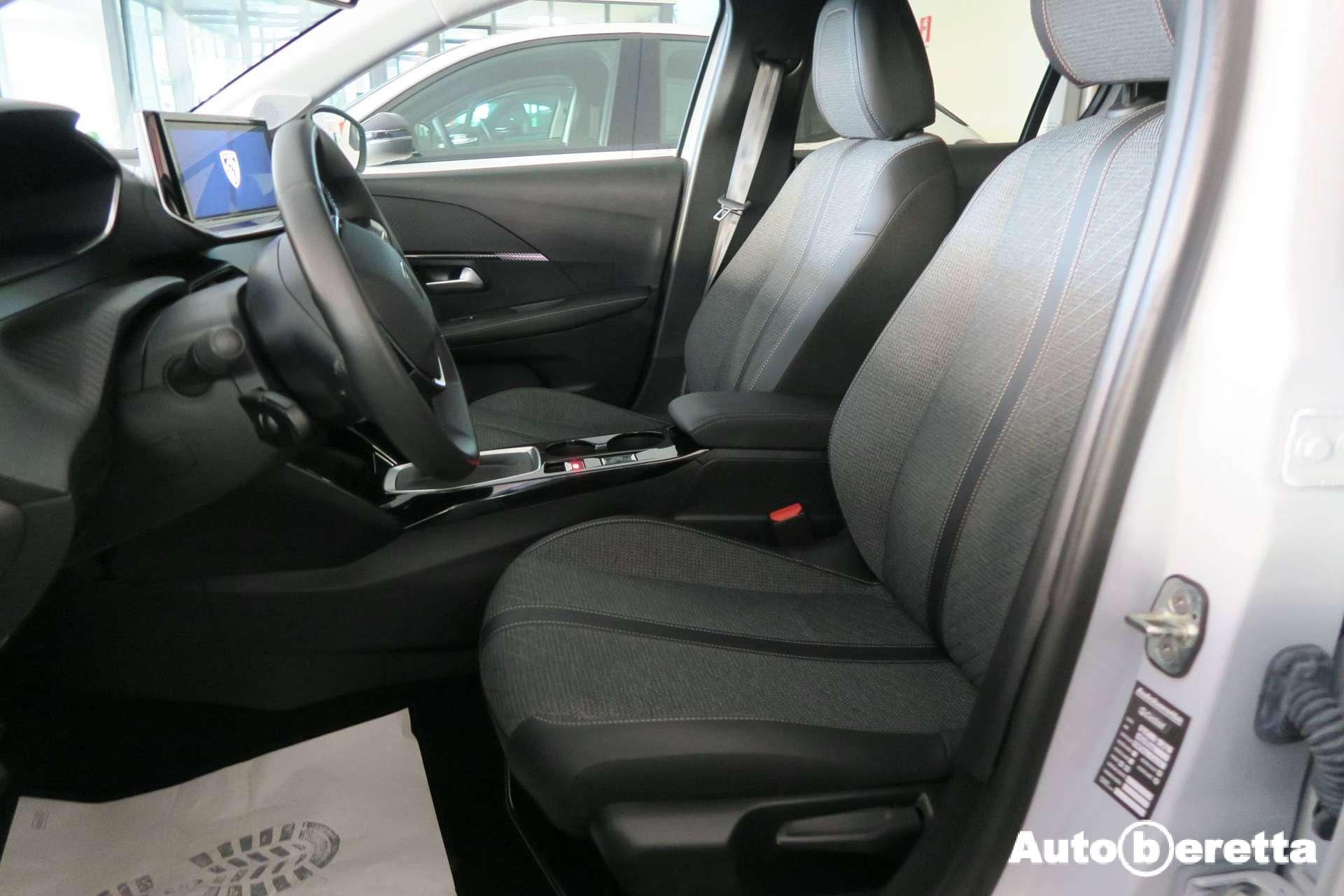 Peugeot 208  208 II 1.2 puretech Allure s