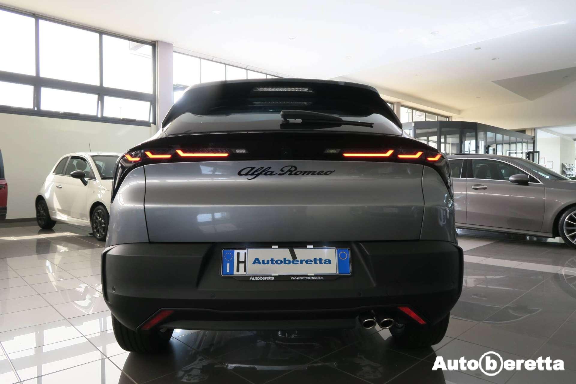 Alfa Romeo Junior  Junior 1.2 ibrida 145cv edct6