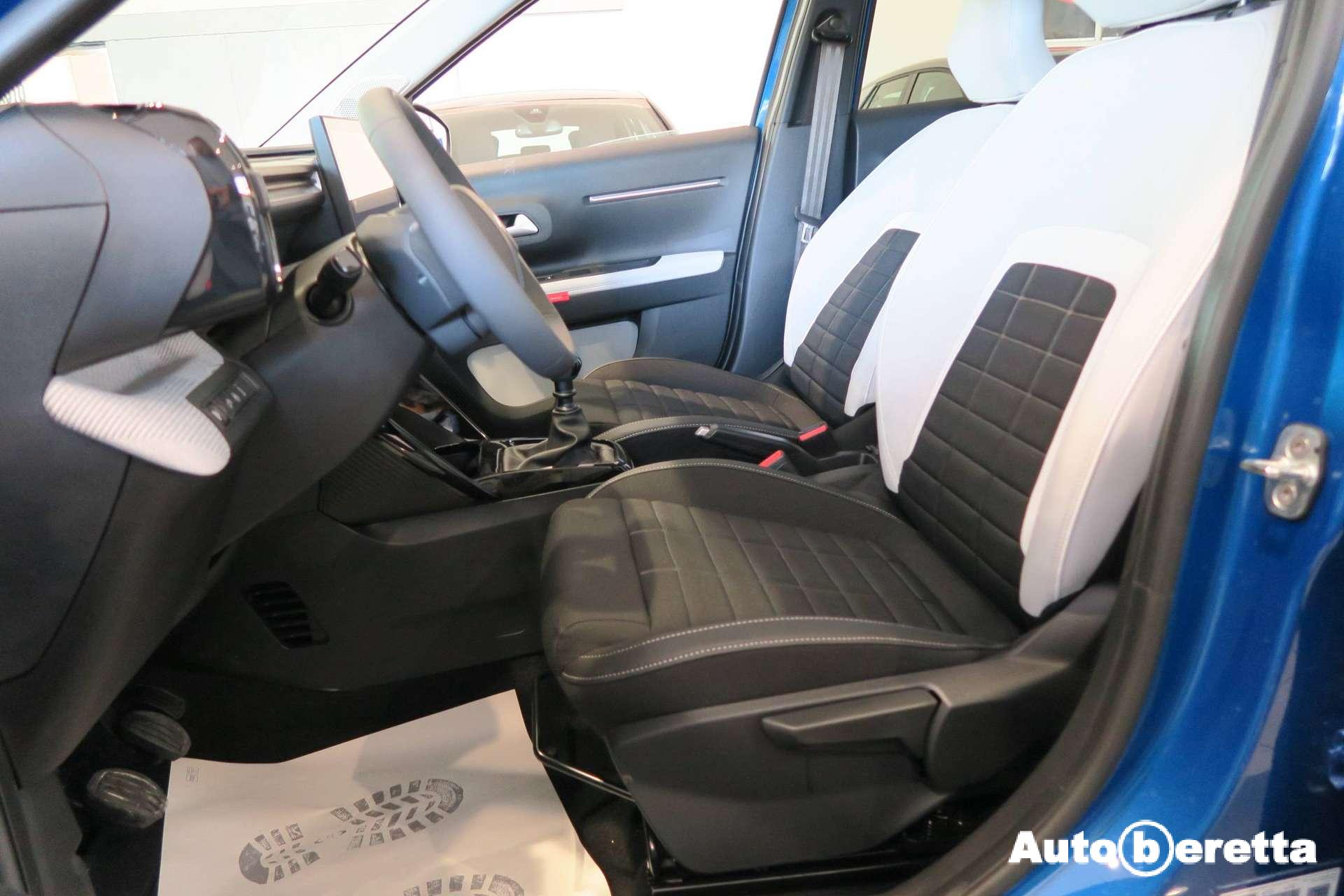 Citroen C3  NUOVA C3 1.2 puretech turbo Max 100cv s