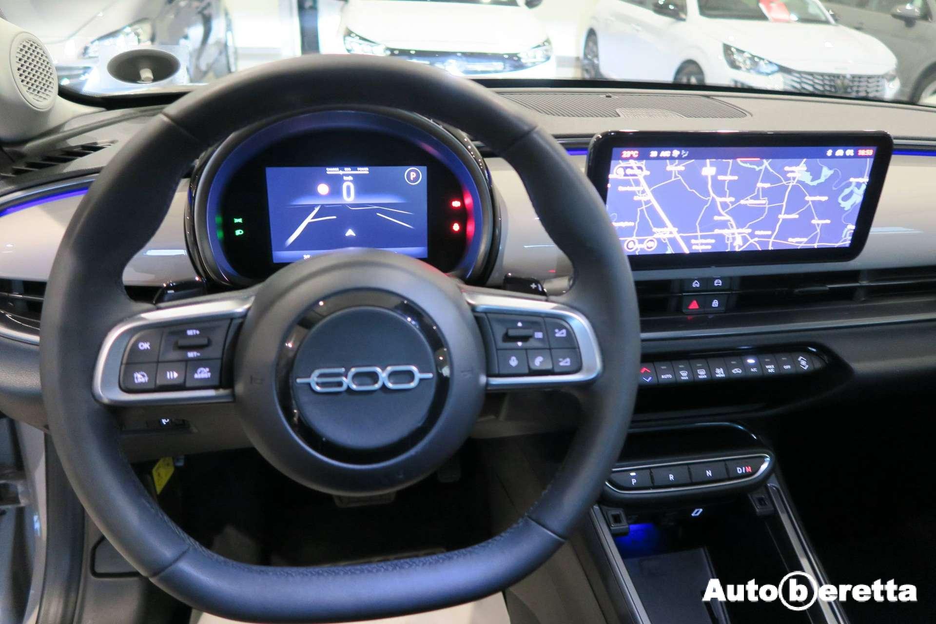Fiat 600  600 1.2 hybrid 145cv auto