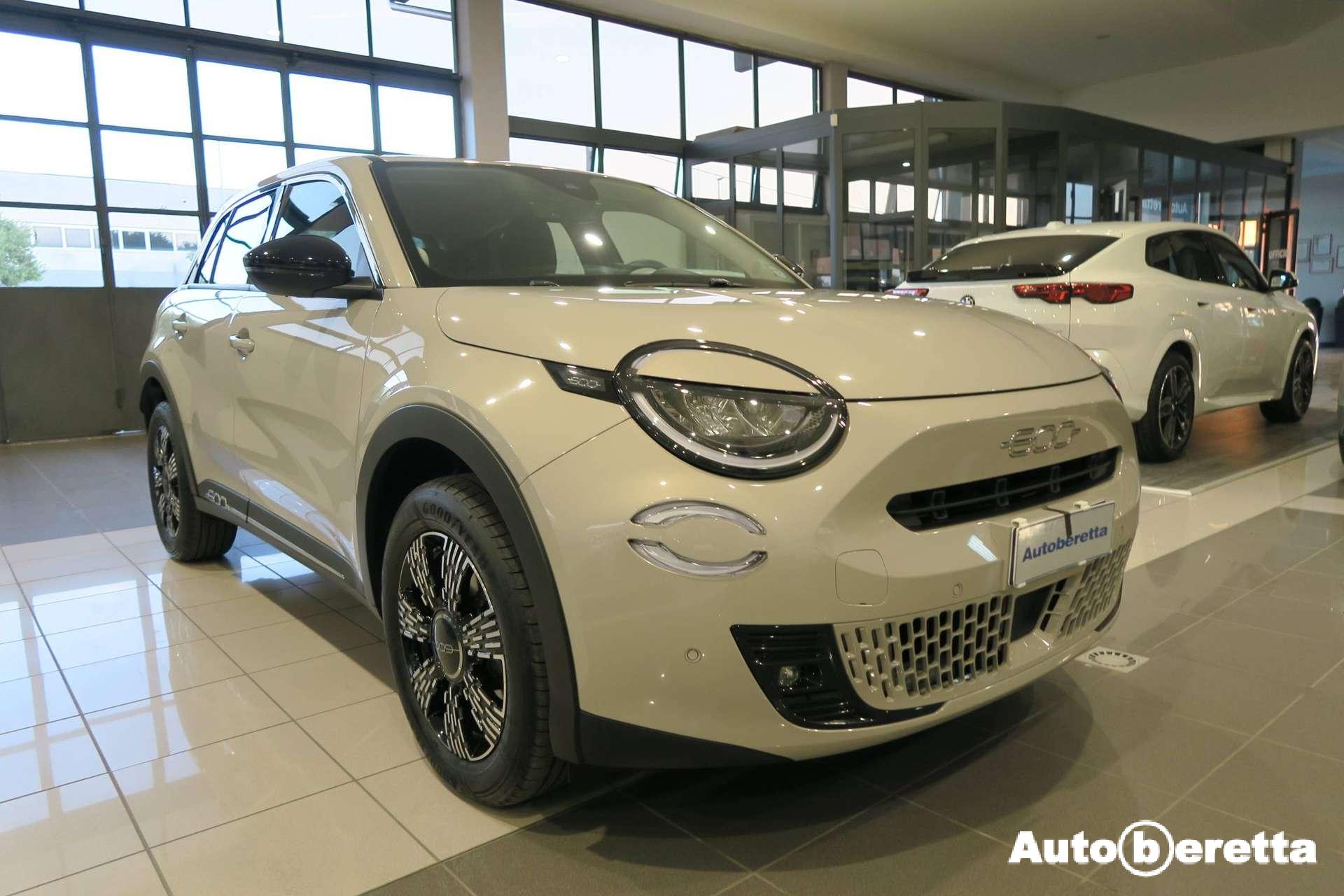 Fiat 600  600 1.2 hybrid 145cv auto
