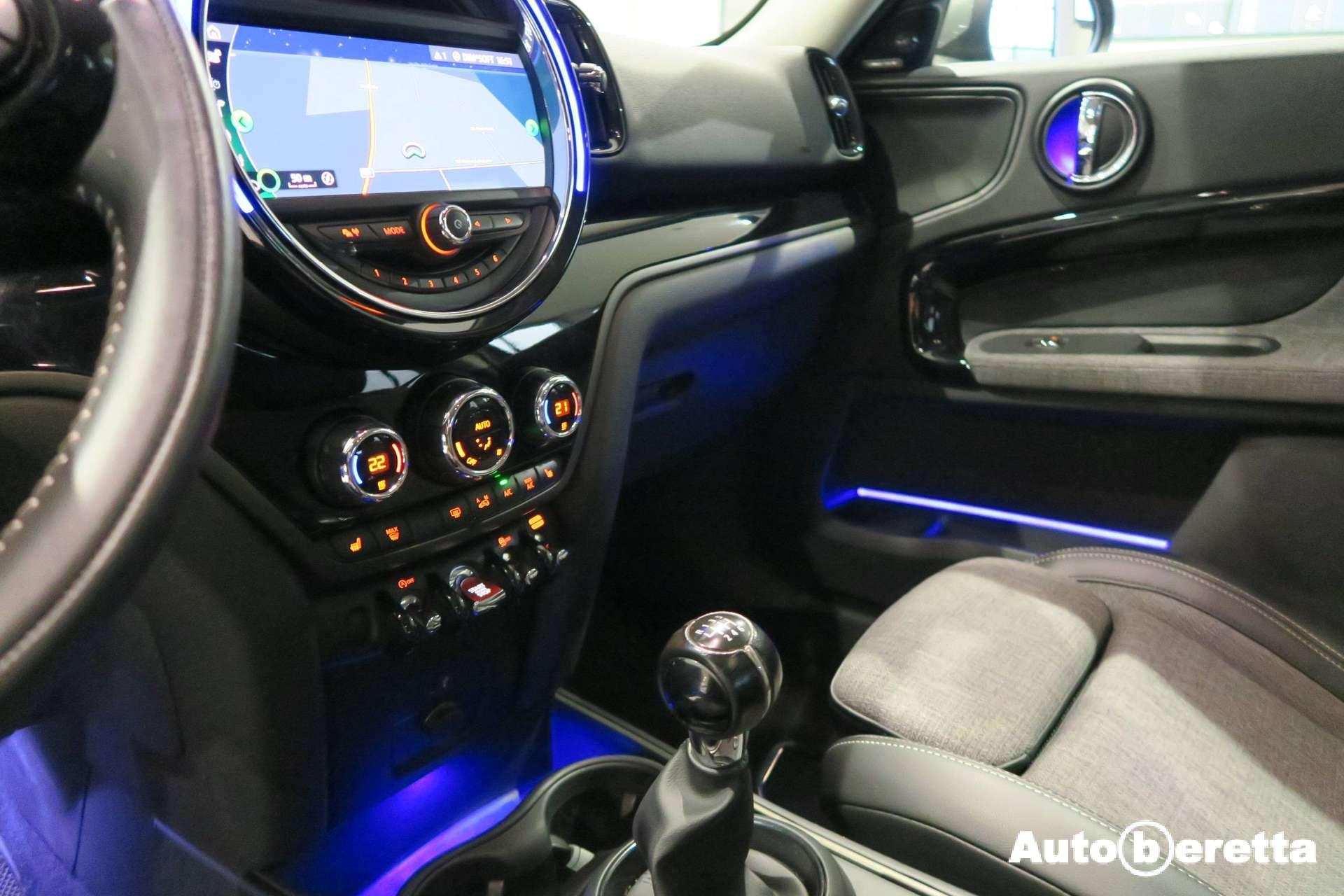 MINI One Countryman  Mini Countryman 1.5 One Hype