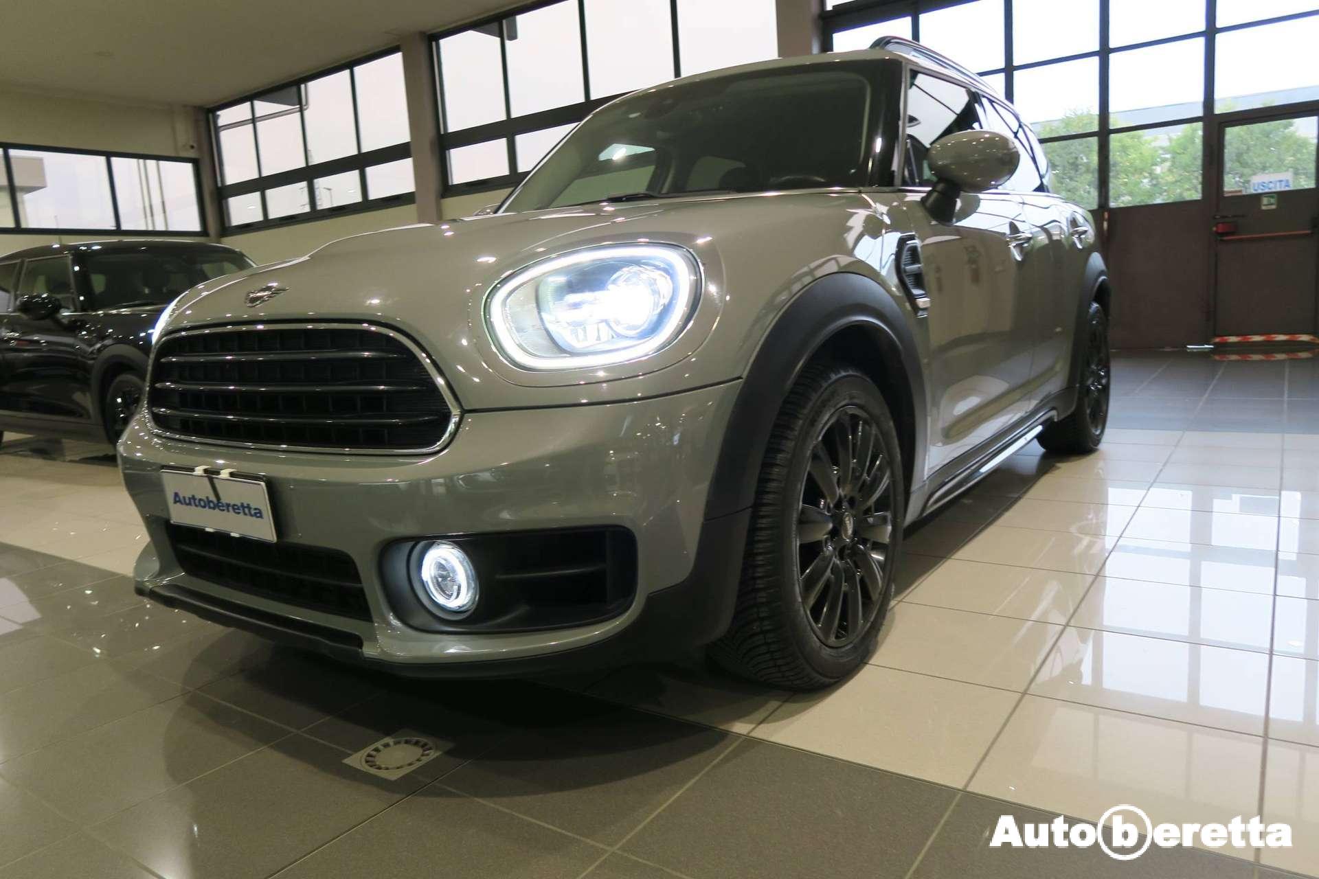 MINI One Countryman  Mini Countryman 1.5 One Hype