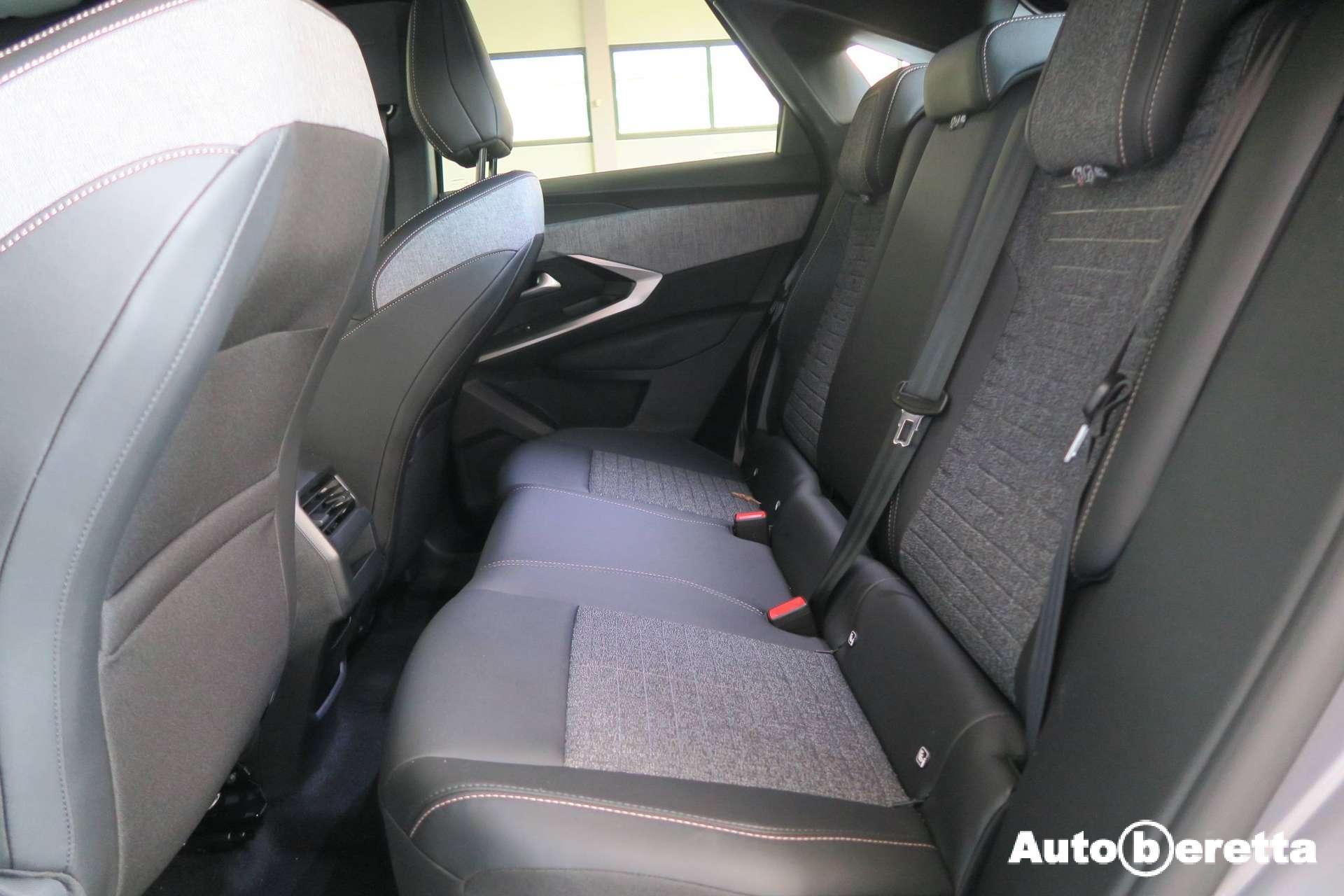 Peugeot 3008  3008 III 1.2 hybrid Allure 145cv e-dcs6