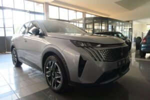 Peugeot 3008  3008 III 1.2 hybrid Allure 145cv e-dcs6