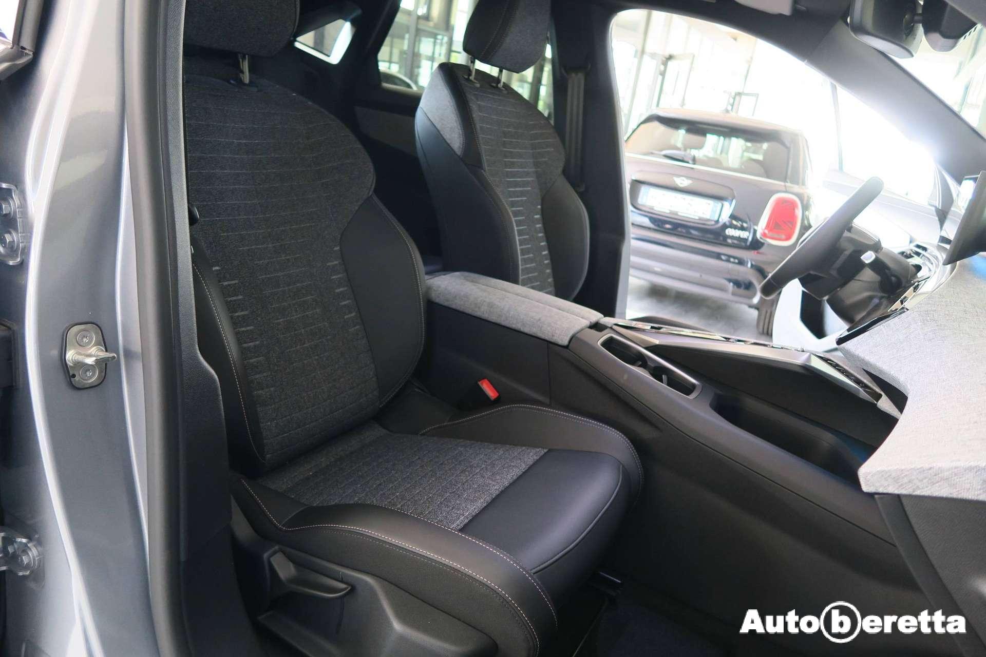 Peugeot 3008  3008 III 1.2 hybrid Allure 145cv e-dcs6